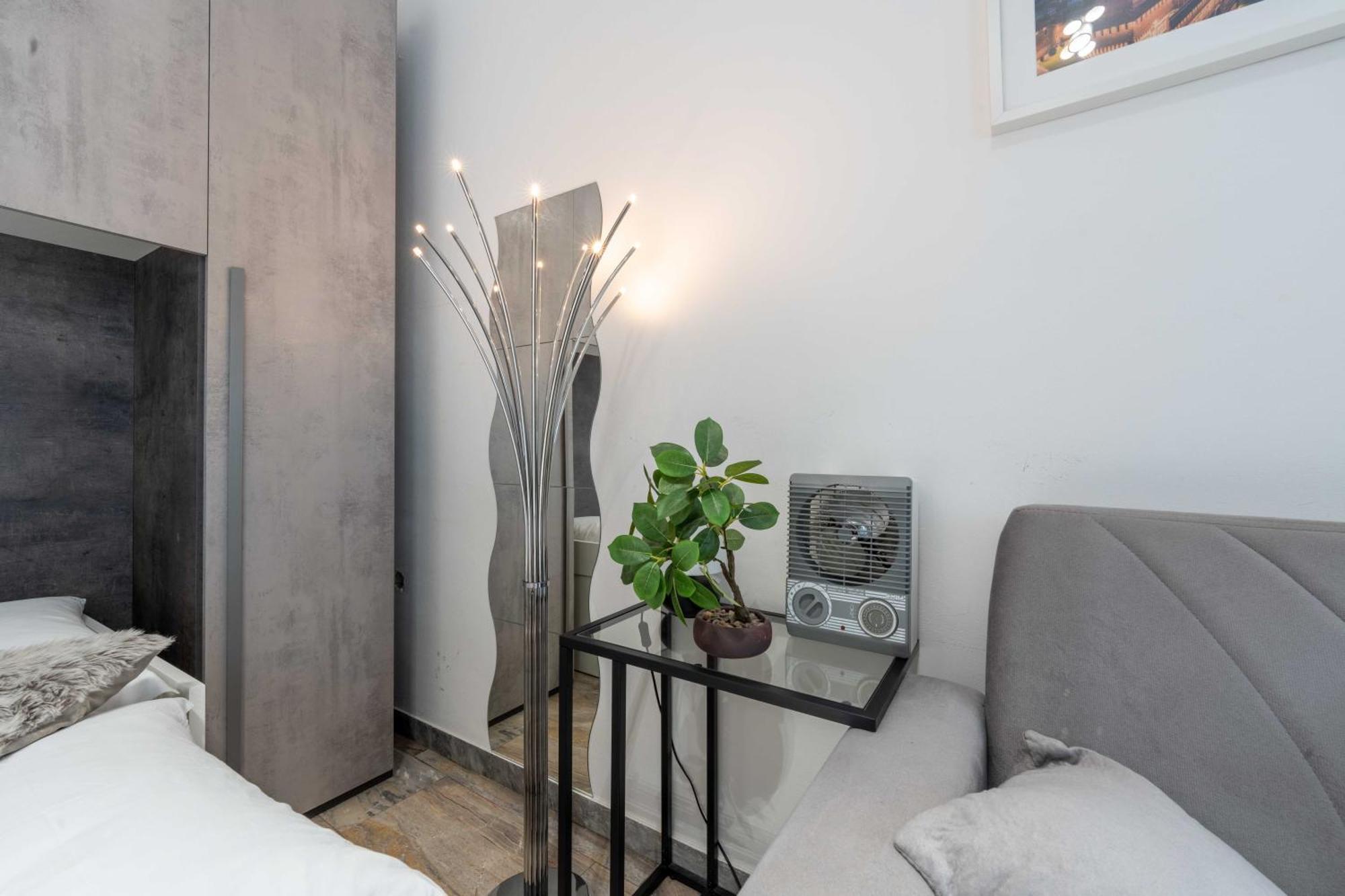 Suite 12 Milano Centro Parking Free Exterior foto