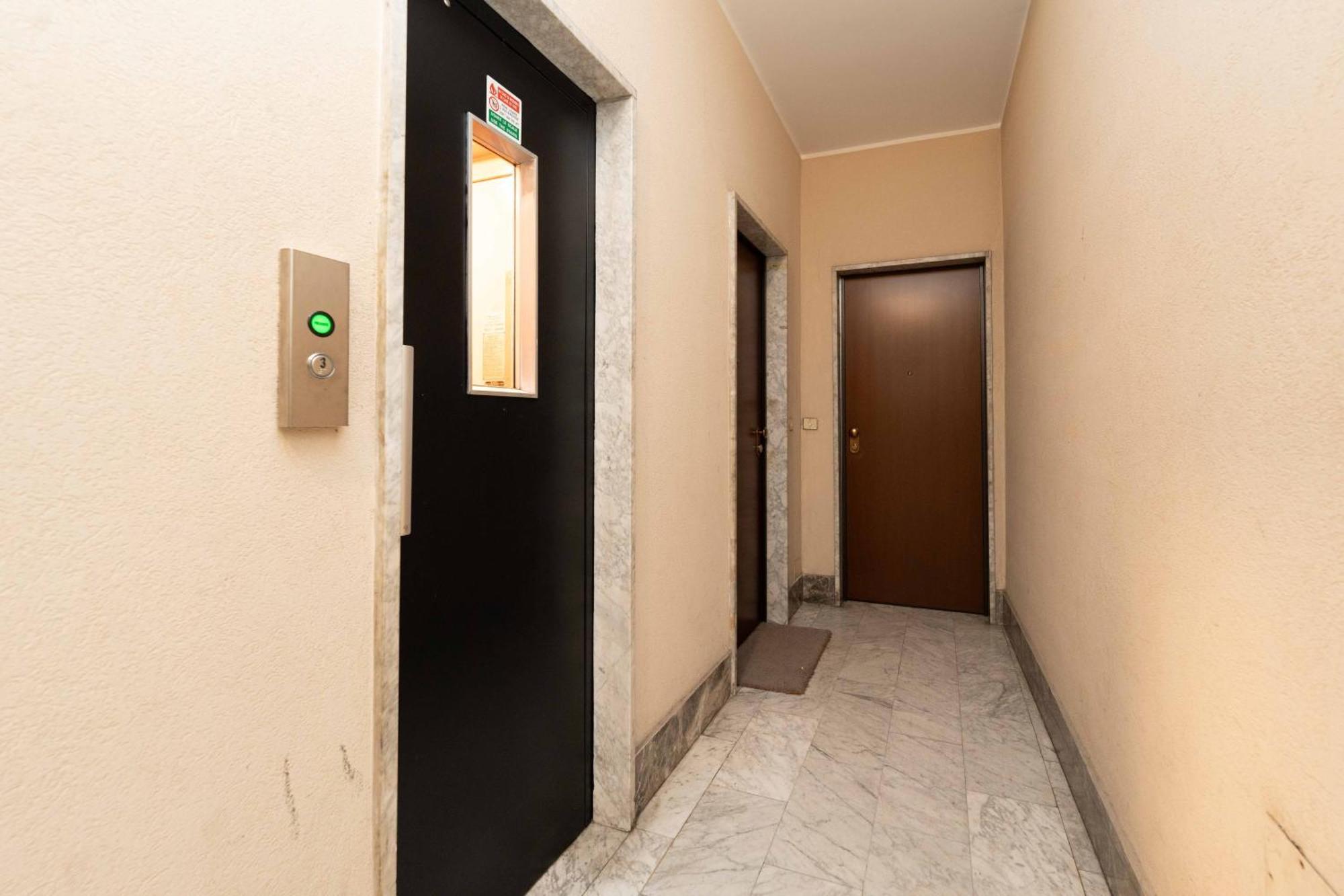 Suite 12 Milano Centro Parking Free Exterior foto